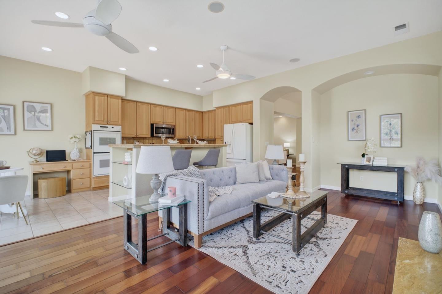 Detail Gallery Image 13 of 71 For 9060 Village View Pl, San Jose,  CA 95135 - 2 Beds | 2 Baths