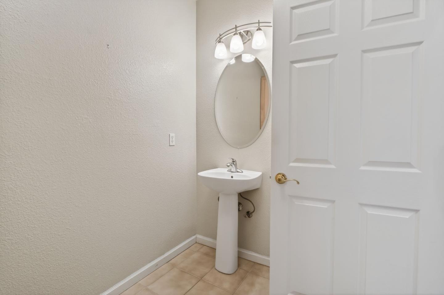 Detail Gallery Image 41 of 71 For 9060 Village View Pl, San Jose,  CA 95135 - 2 Beds | 2 Baths