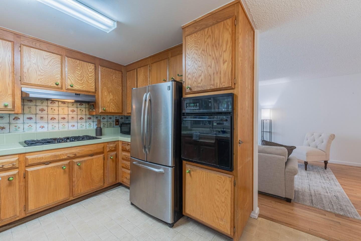 Detail Gallery Image 11 of 32 For 691 Park St, Salinas,  CA 93901 - 3 Beds | 2 Baths