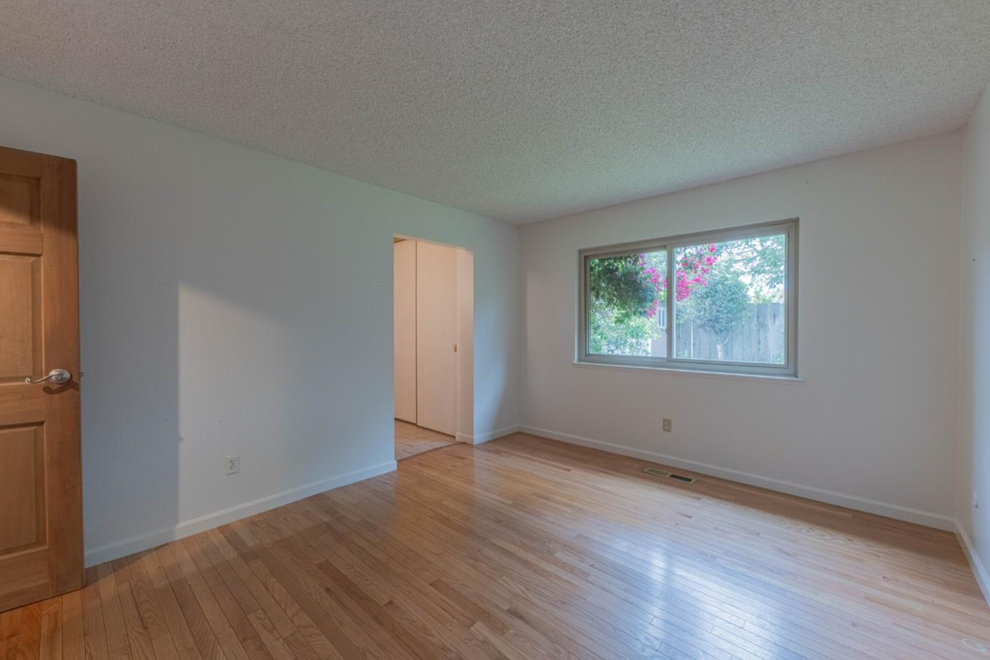 Detail Gallery Image 15 of 32 For 691 Park St, Salinas,  CA 93901 - 3 Beds | 2 Baths