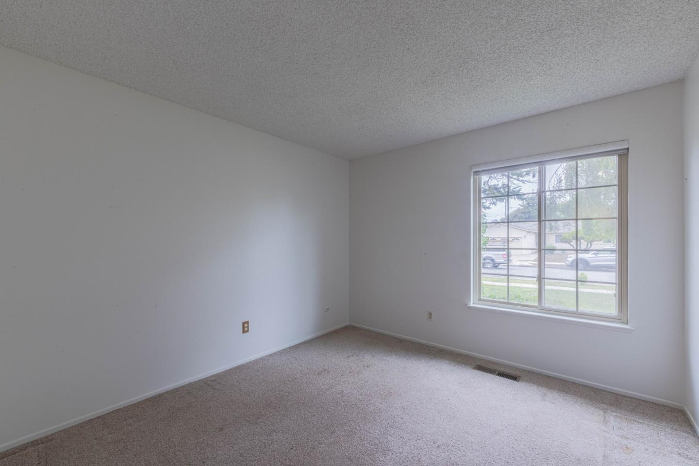 Detail Gallery Image 20 of 32 For 691 Park St, Salinas,  CA 93901 - 3 Beds | 2 Baths