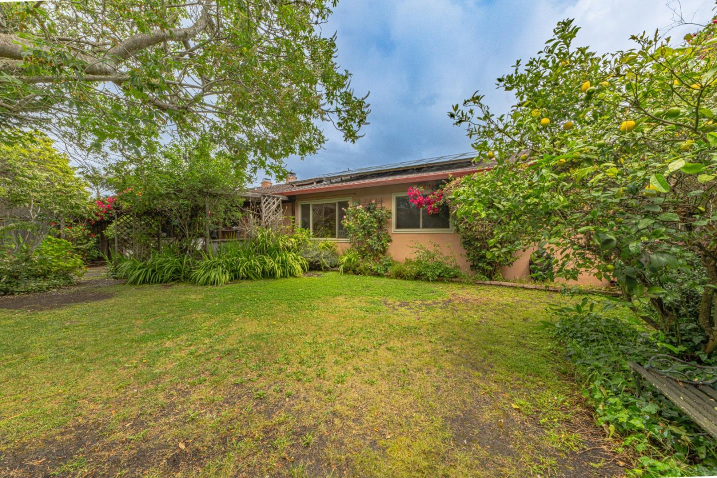 Detail Gallery Image 29 of 32 For 691 Park St, Salinas,  CA 93901 - 3 Beds | 2 Baths