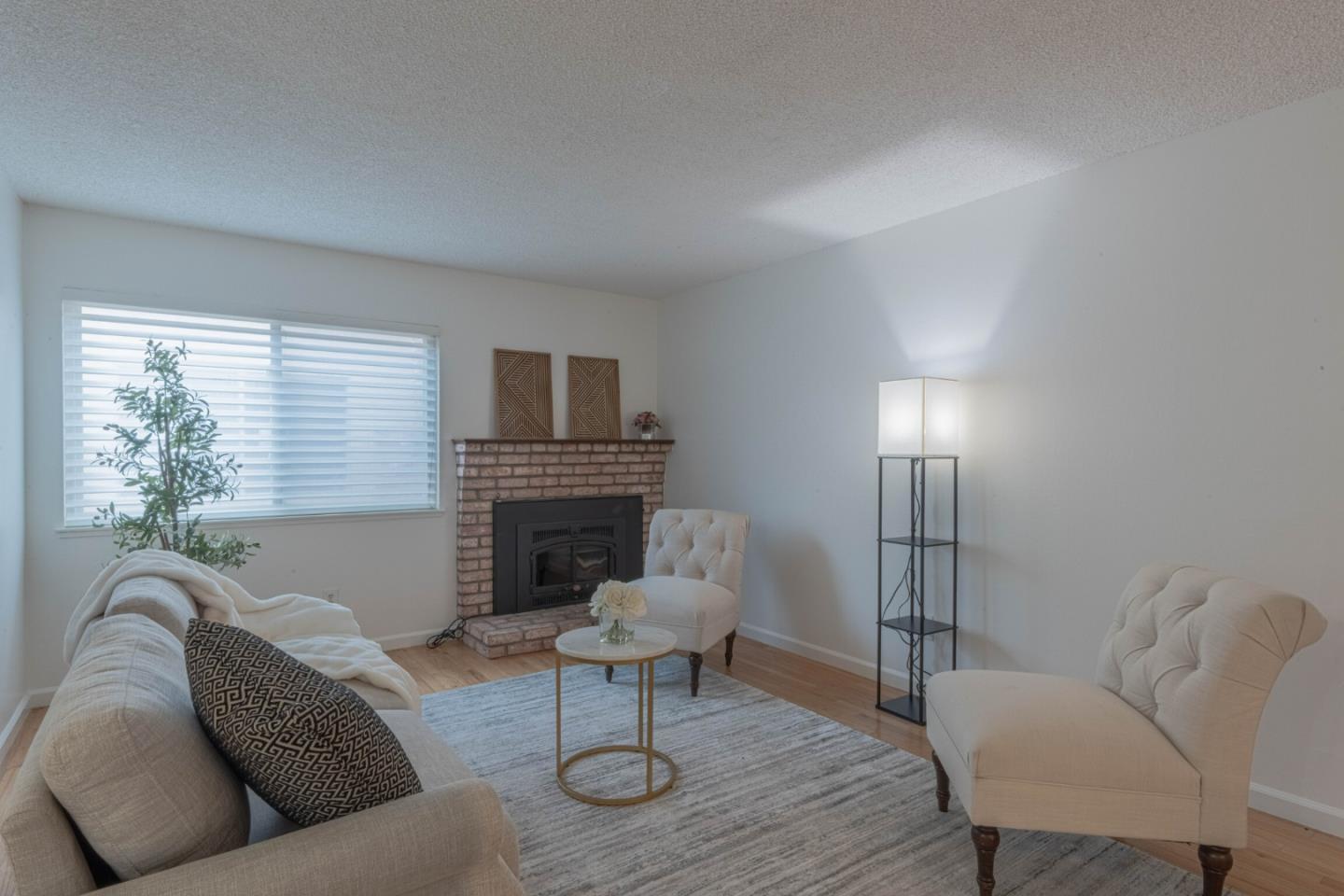 Detail Gallery Image 6 of 32 For 691 Park St, Salinas,  CA 93901 - 3 Beds | 2 Baths