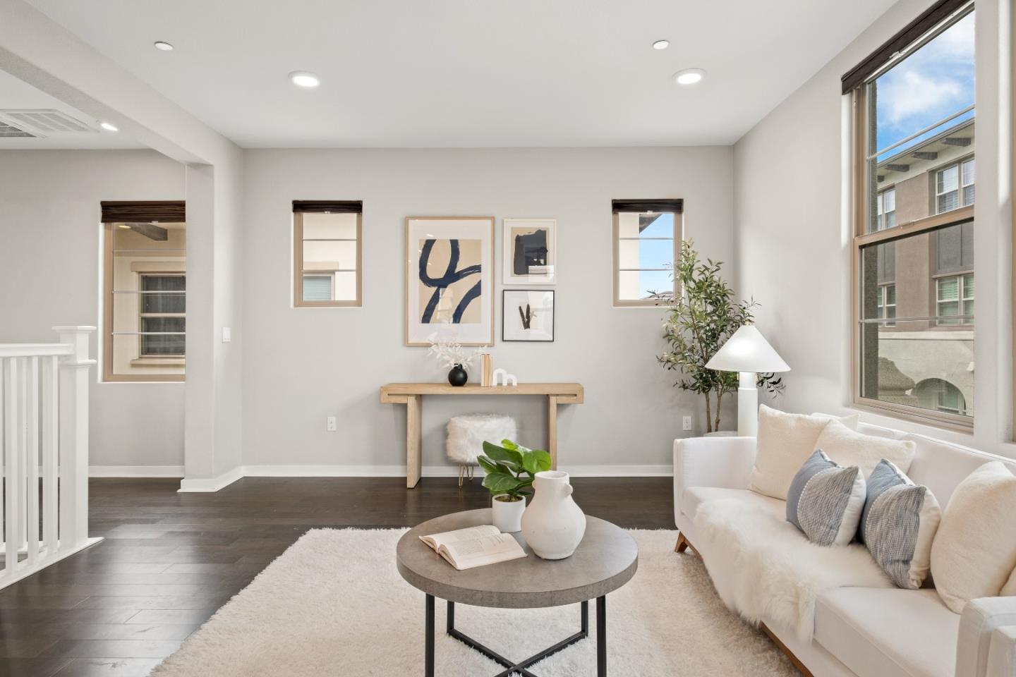 Detail Gallery Image 12 of 61 For 1071 Dewberry Pl #102,  San Jose,  CA 95131 - 3 Beds | 2/1 Baths