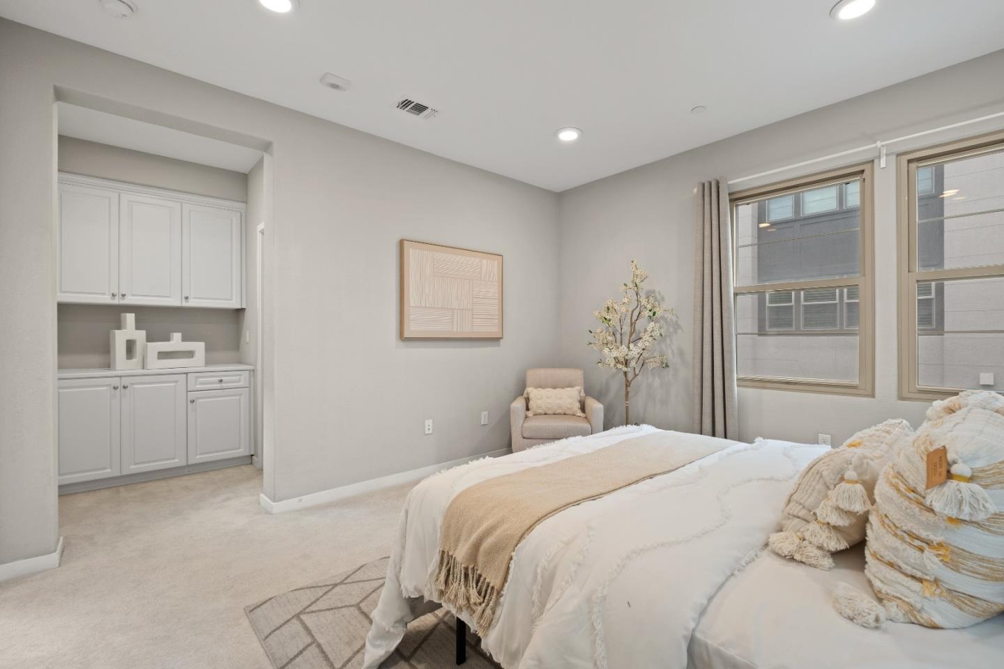Detail Gallery Image 29 of 61 For 1071 Dewberry Pl #102,  San Jose,  CA 95131 - 3 Beds | 2/1 Baths