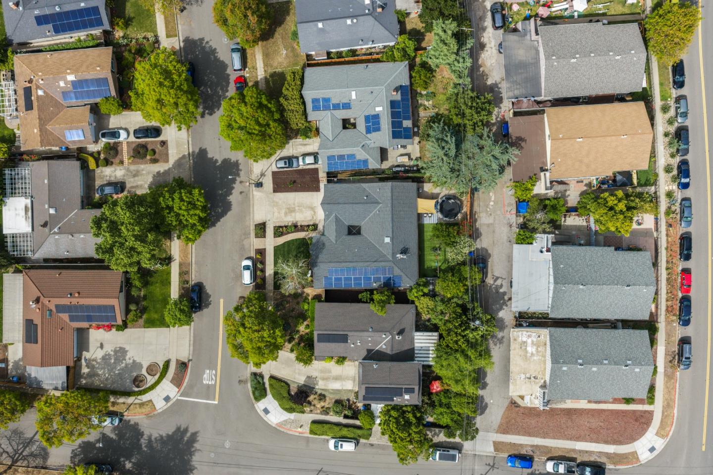 Detail Gallery Image 23 of 24 For 5270 Alan Ave, San Jose,  CA 95124 - 4 Beds | 2/1 Baths