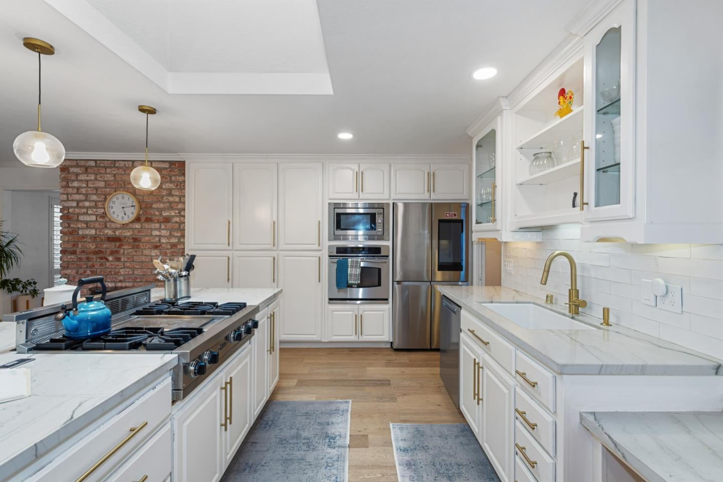 Detail Gallery Image 9 of 24 For 5270 Alan Ave, San Jose,  CA 95124 - 4 Beds | 2/1 Baths