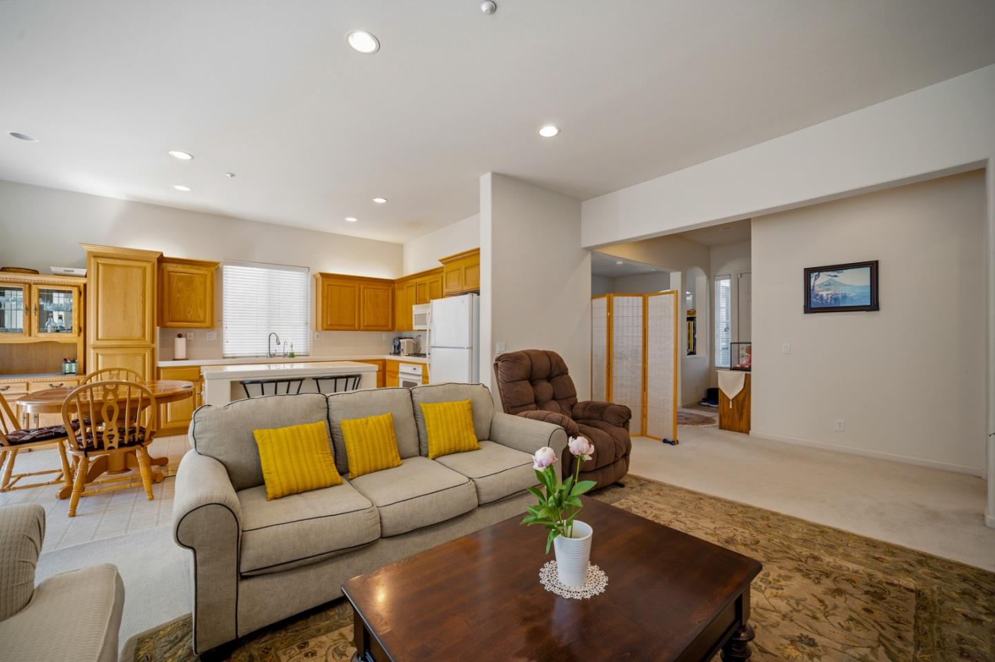 Detail Gallery Image 13 of 39 For 510 Wimbledon Ave, Salinas,  CA 93906 - 3 Beds | 2 Baths