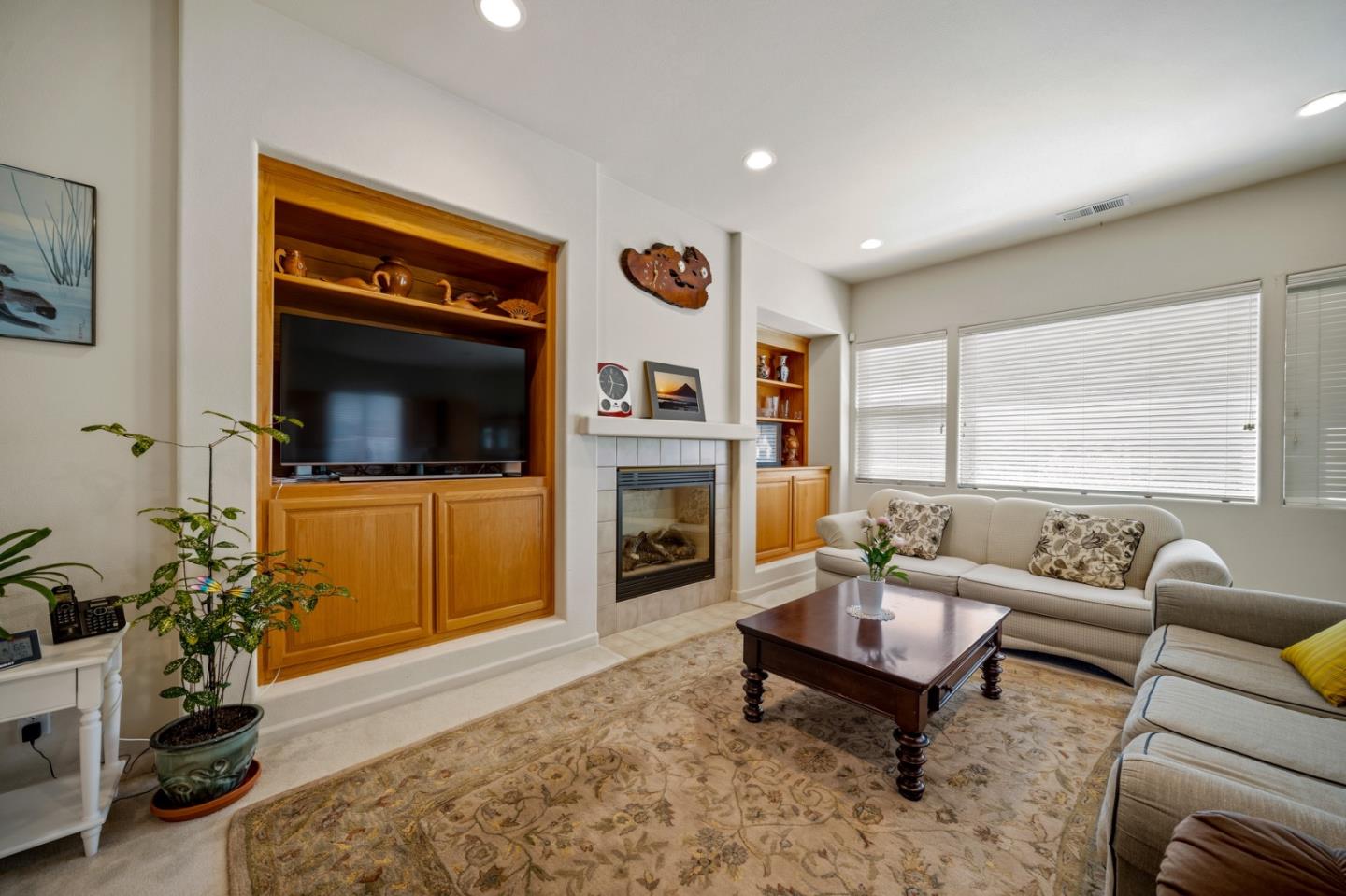 Detail Gallery Image 23 of 39 For 510 Wimbledon Ave, Salinas,  CA 93906 - 3 Beds | 2 Baths