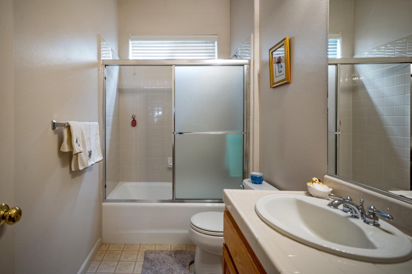 Detail Gallery Image 29 of 39 For 510 Wimbledon Ave, Salinas,  CA 93906 - 3 Beds | 2 Baths