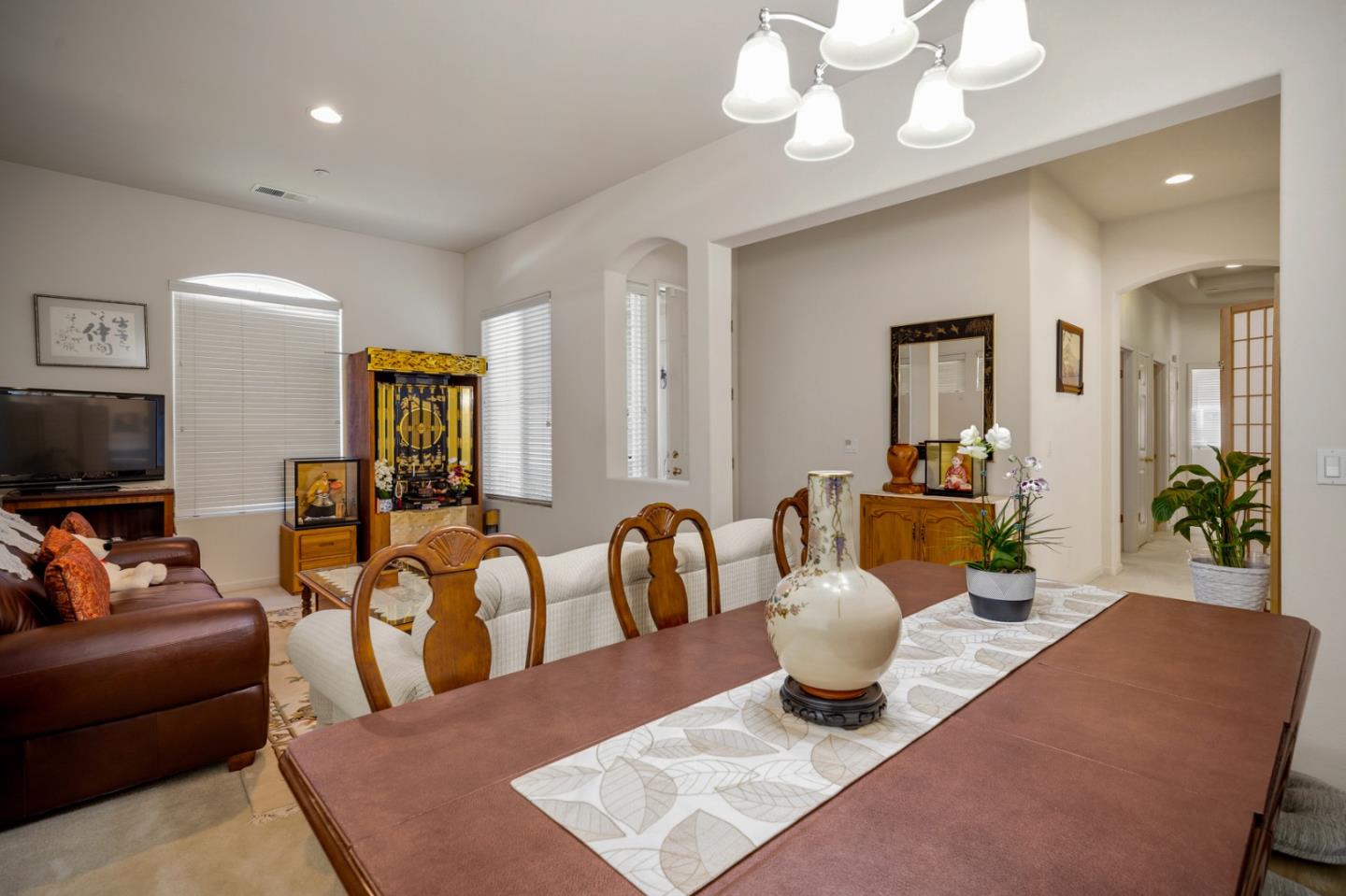 Detail Gallery Image 8 of 39 For 510 Wimbledon Ave, Salinas,  CA 93906 - 3 Beds | 2 Baths