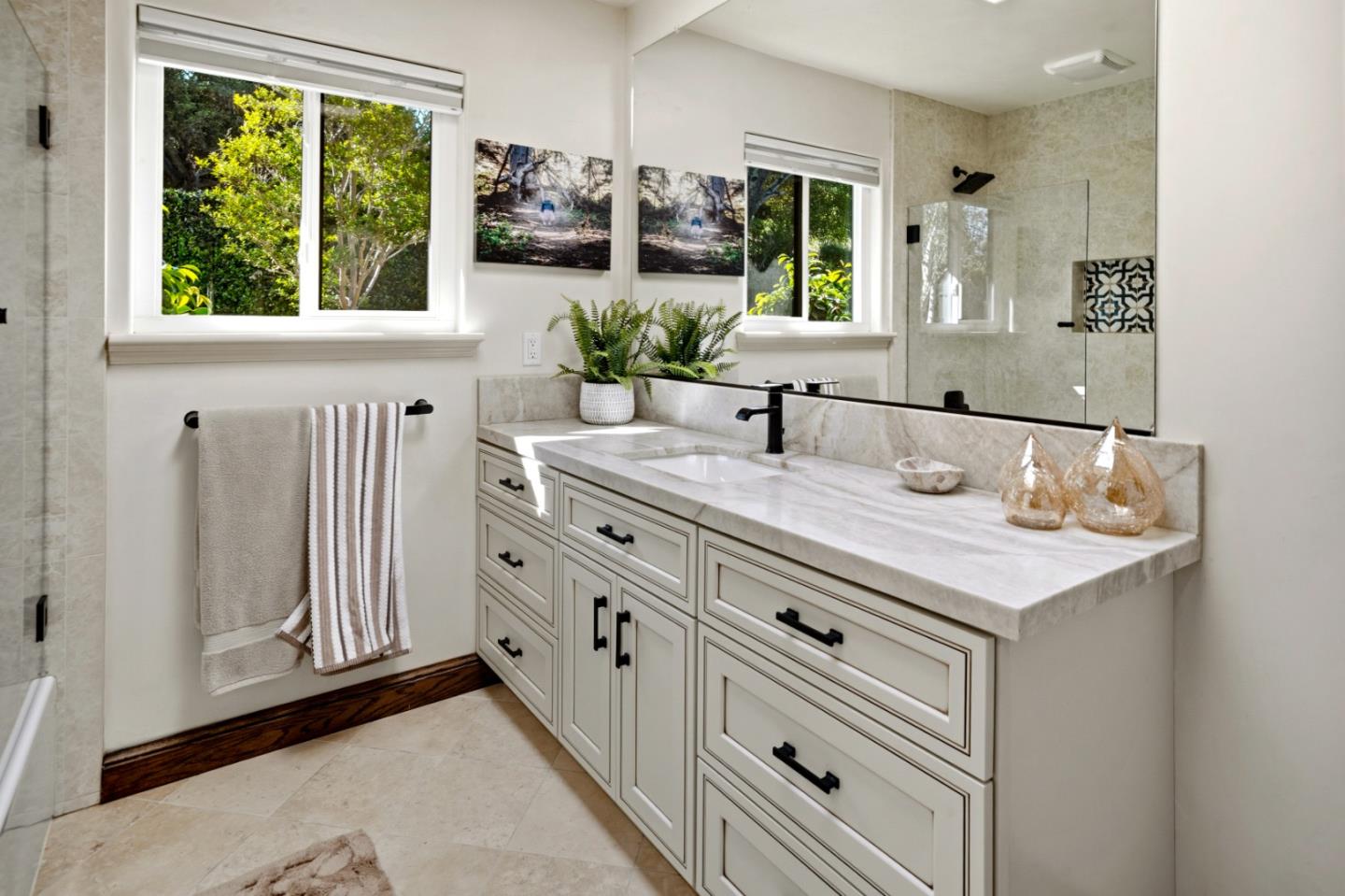 Detail Gallery Image 18 of 29 For 13810 Vista Dorada, Salinas,  CA 93908 - 3 Beds | 2 Baths