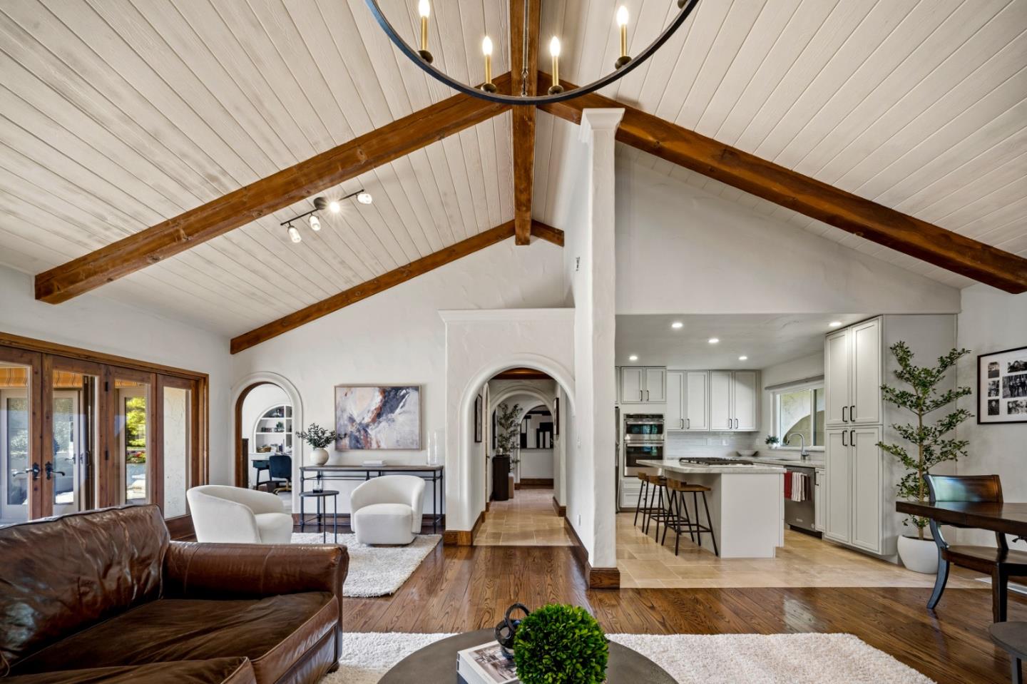 Detail Gallery Image 4 of 29 For 13810 Vista Dorada, Salinas,  CA 93908 - 3 Beds | 2 Baths