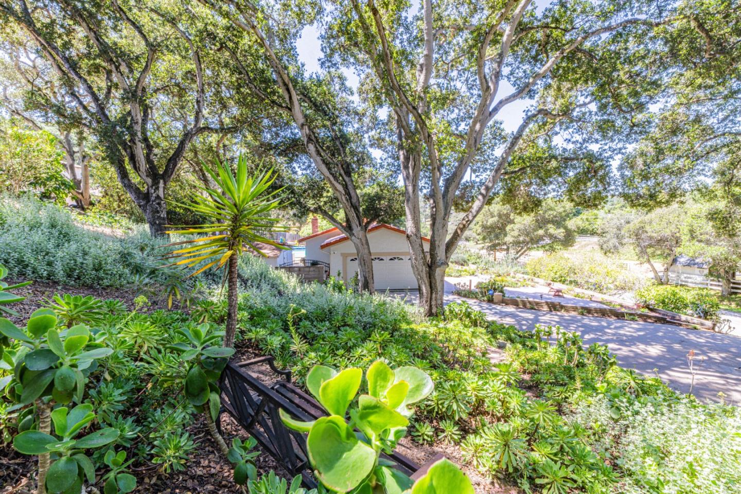 Detail Gallery Image 2 of 40 For 17848 Berta Canyon Rd, Salinas,  CA 93907 - 3 Beds | 2 Baths