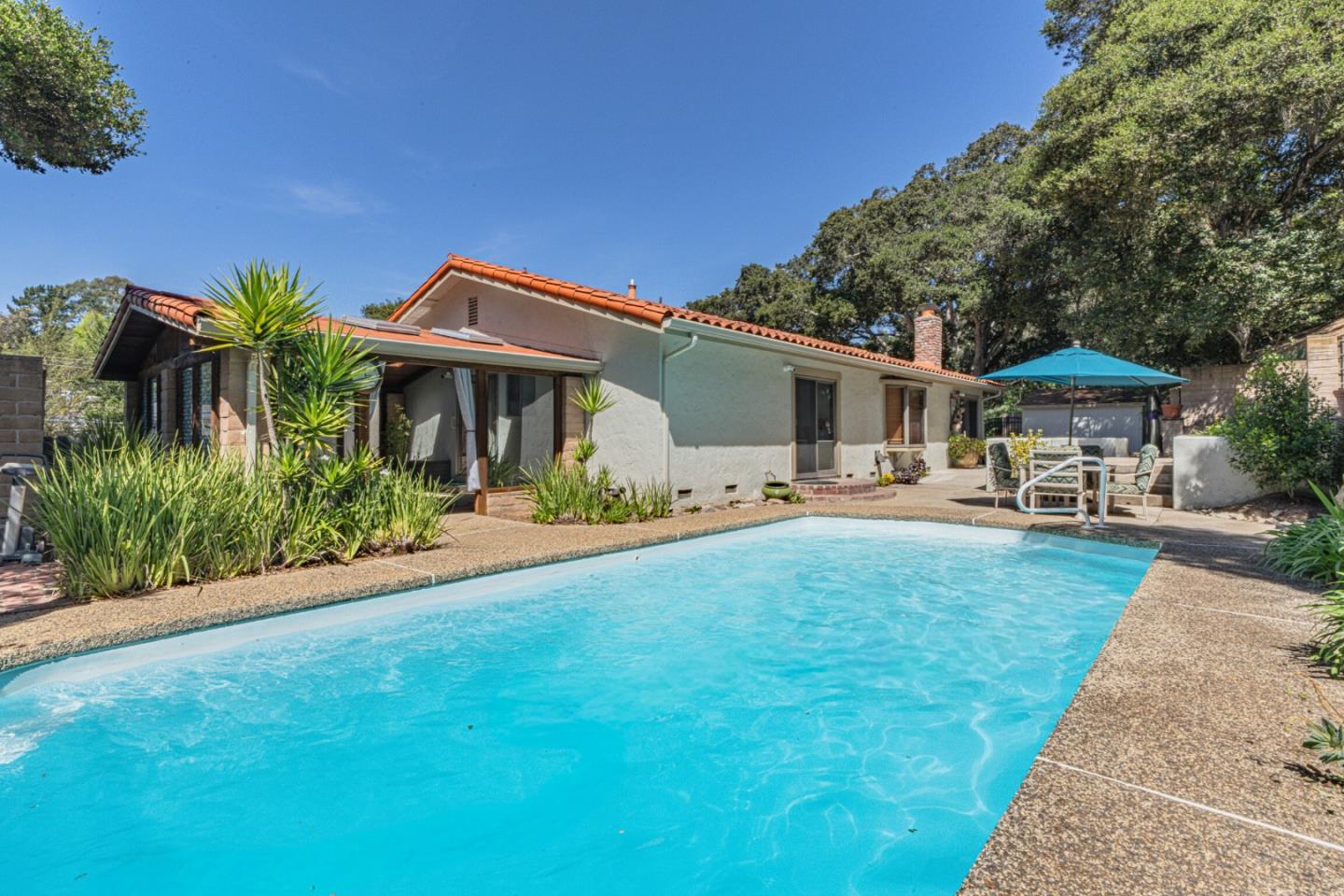 Detail Gallery Image 5 of 40 For 17848 Berta Canyon Rd, Salinas,  CA 93907 - 3 Beds | 2 Baths