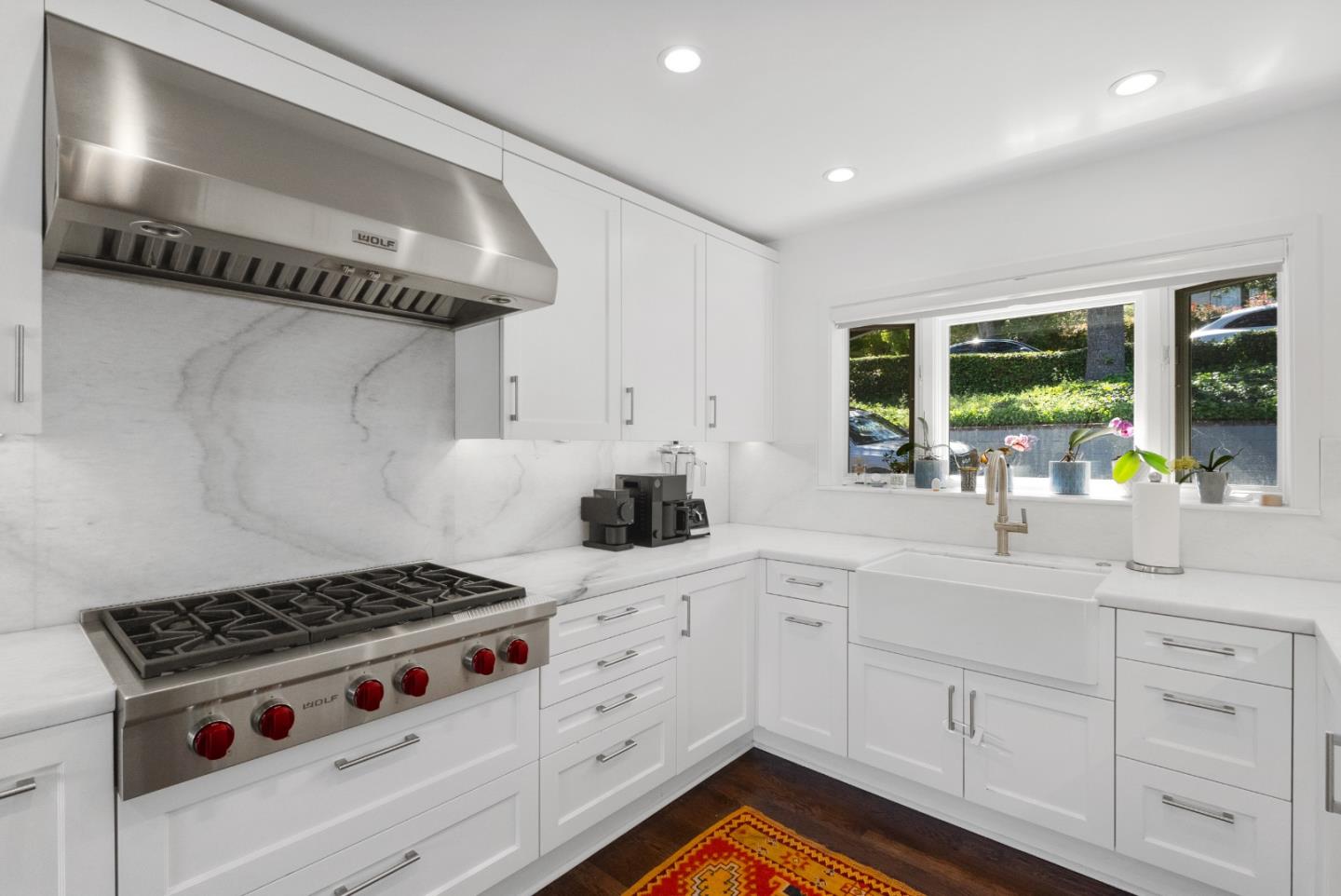 Detail Gallery Image 12 of 48 For 430 Hillsborough Blvd, San Mateo,  CA 94402 - 4 Beds | 3/1 Baths