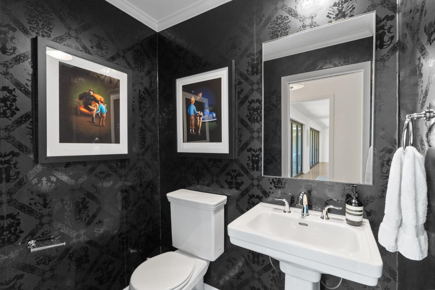 Detail Gallery Image 18 of 48 For 430 Hillsborough Blvd, San Mateo,  CA 94402 - 4 Beds | 3/1 Baths