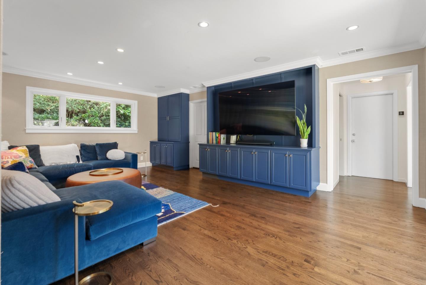 Detail Gallery Image 20 of 48 For 430 Hillsborough Blvd, San Mateo,  CA 94402 - 4 Beds | 3/1 Baths