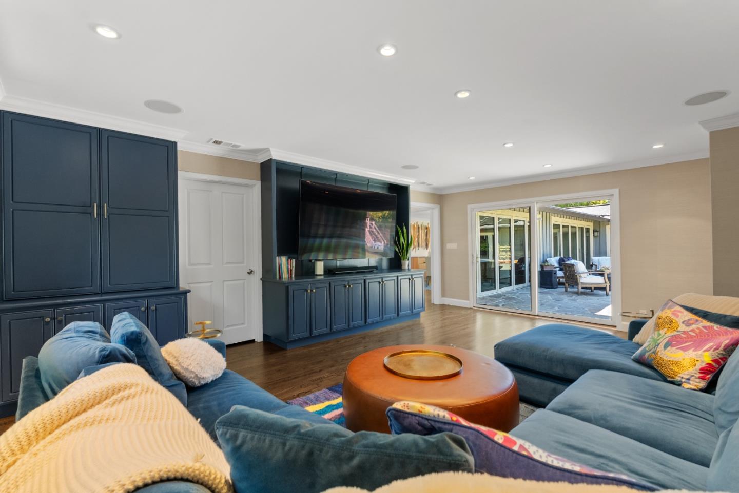 Detail Gallery Image 21 of 48 For 430 Hillsborough Blvd, San Mateo,  CA 94402 - 4 Beds | 3/1 Baths