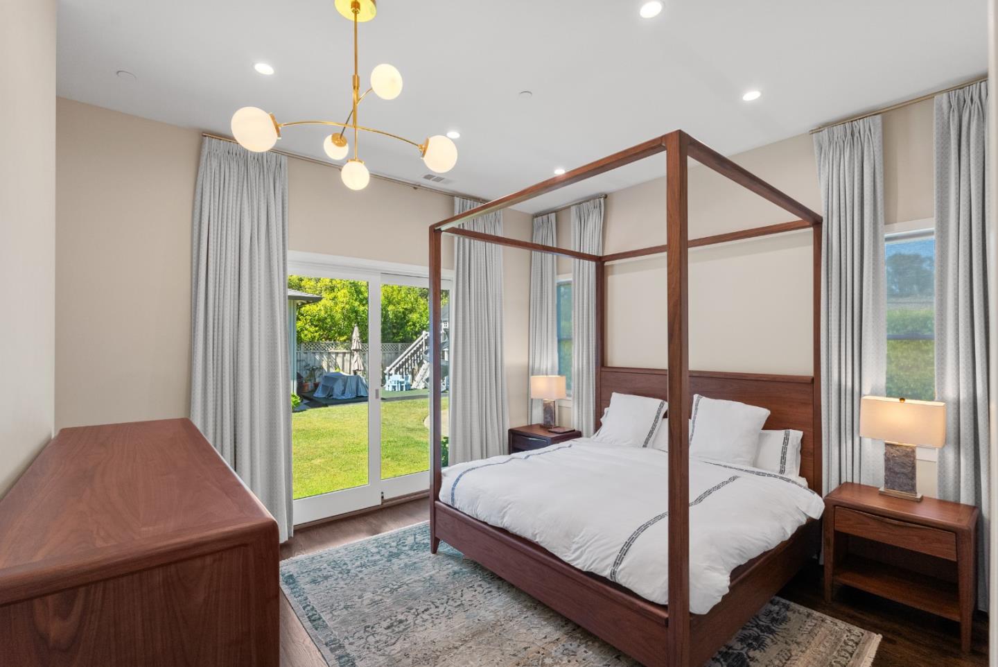 Detail Gallery Image 26 of 48 For 430 Hillsborough Blvd, San Mateo,  CA 94402 - 4 Beds | 3/1 Baths