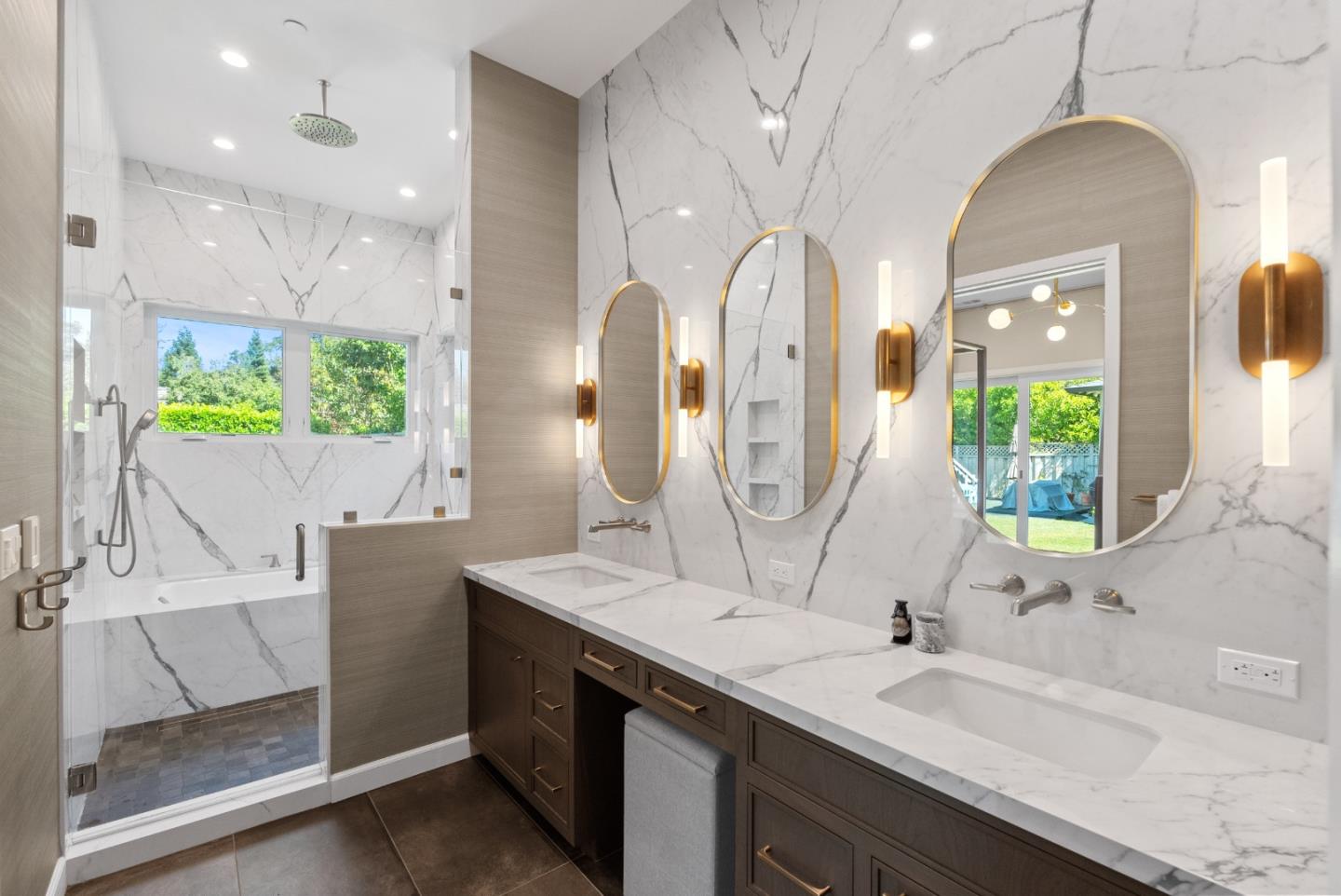 Detail Gallery Image 29 of 48 For 430 Hillsborough Blvd, San Mateo,  CA 94402 - 4 Beds | 3/1 Baths