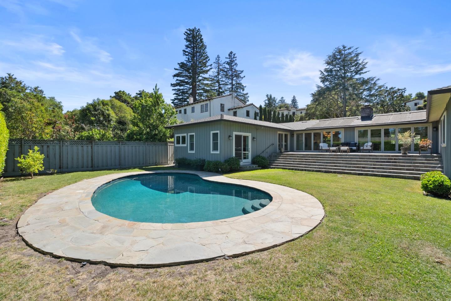 Detail Gallery Image 37 of 48 For 430 Hillsborough Blvd, San Mateo,  CA 94402 - 4 Beds | 3/1 Baths