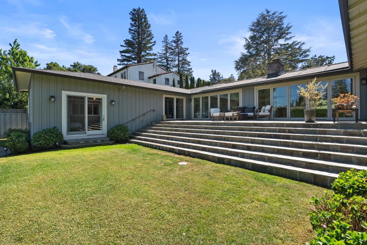 Detail Gallery Image 41 of 48 For 430 Hillsborough Blvd, San Mateo,  CA 94402 - 4 Beds | 3/1 Baths