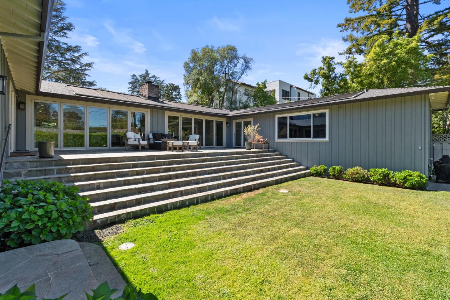 Detail Gallery Image 42 of 48 For 430 Hillsborough Blvd, San Mateo,  CA 94402 - 4 Beds | 3/1 Baths