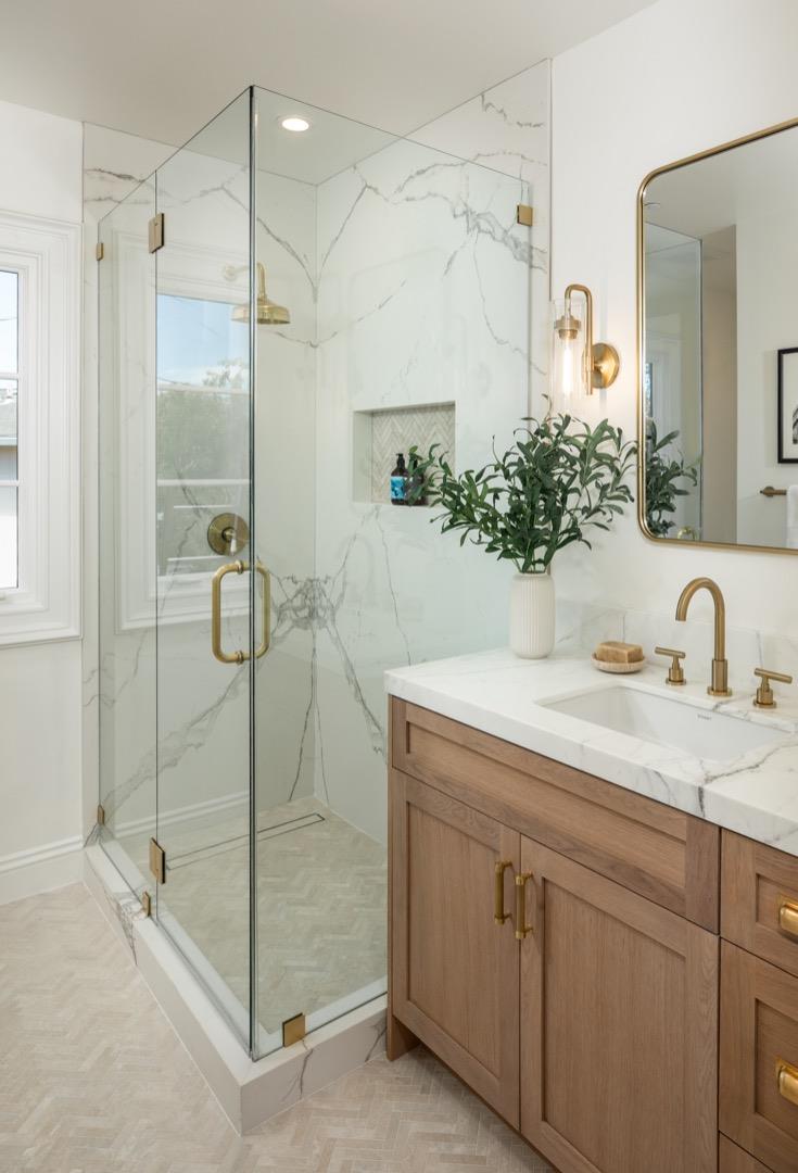 Detail Gallery Image 17 of 21 For 2034 Washington Ave, Redwood City,  CA 94061 - 4 Beds | 4 Baths