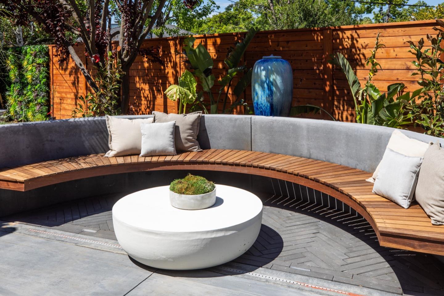 Detail Gallery Image 19 of 21 For 2034 Washington Ave, Redwood City,  CA 94061 - 4 Beds | 4 Baths