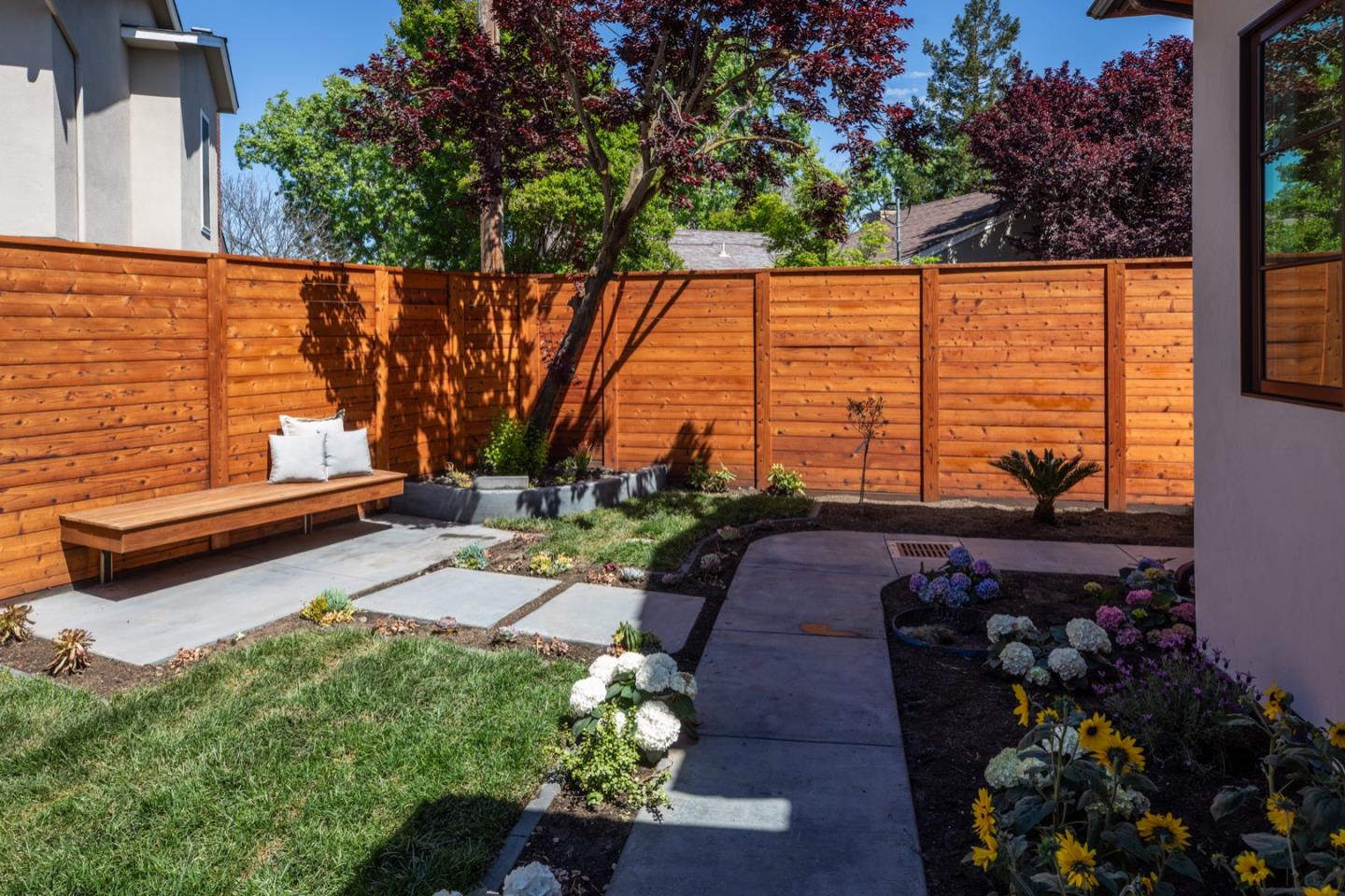 Detail Gallery Image 21 of 21 For 2034 Washington Ave, Redwood City,  CA 94061 - 4 Beds | 4 Baths