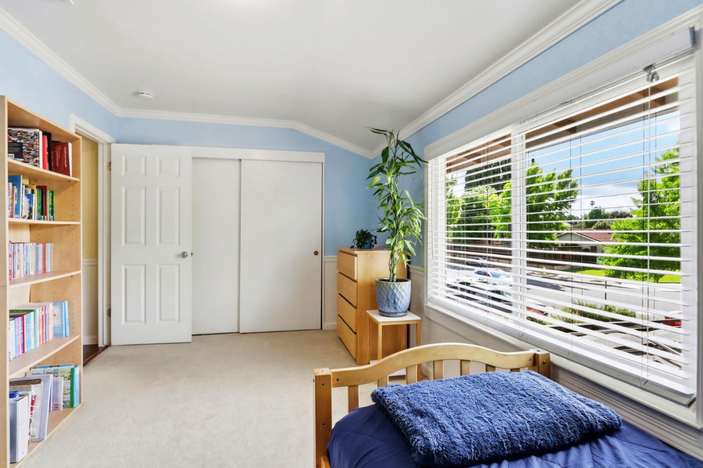 Detail Gallery Image 14 of 27 For 4029 Ross Park Dr, San Jose,  CA 95118 - 4 Beds | 2/1 Baths