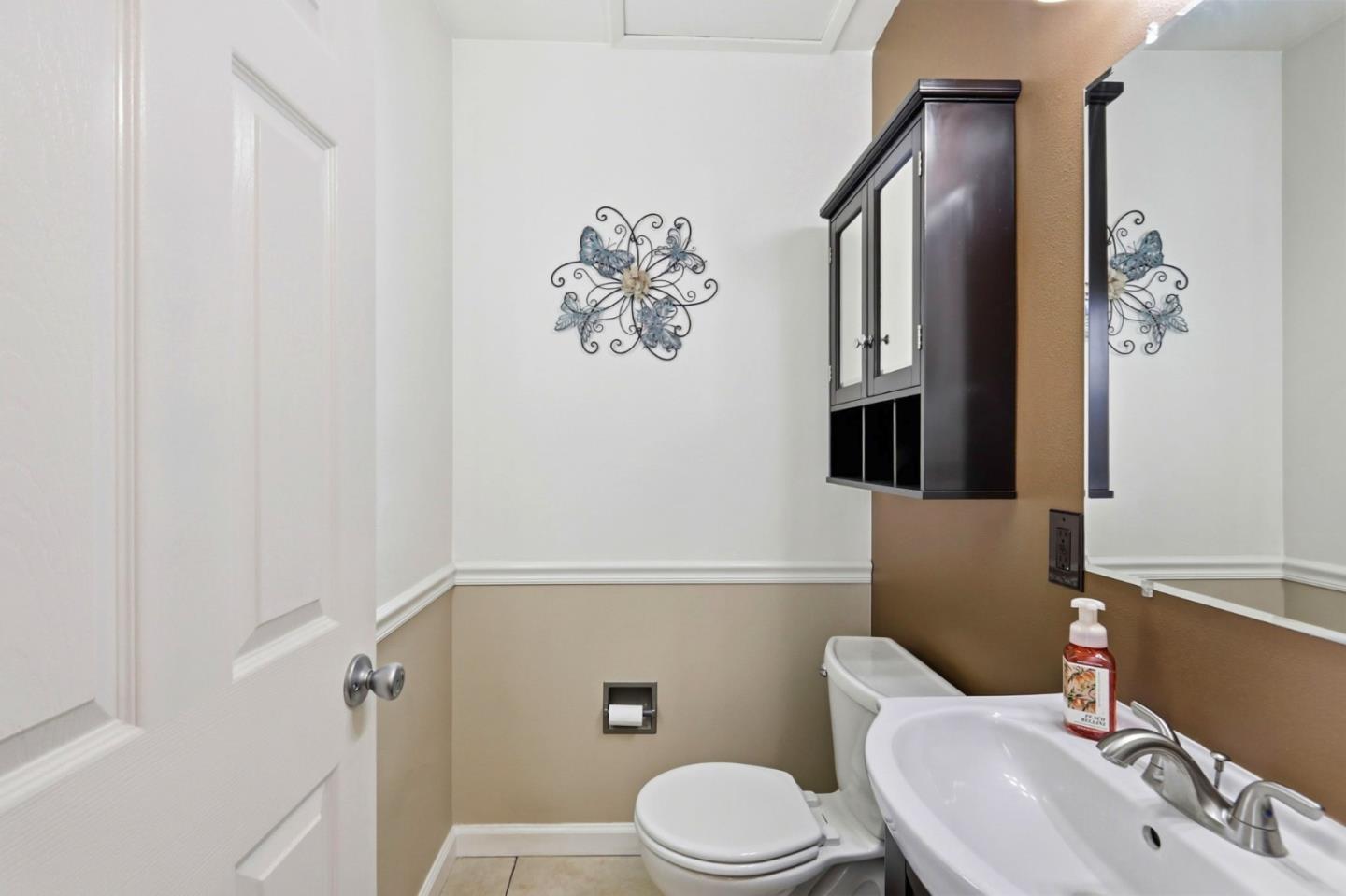 Detail Gallery Image 20 of 27 For 4029 Ross Park Dr, San Jose,  CA 95118 - 4 Beds | 2/1 Baths