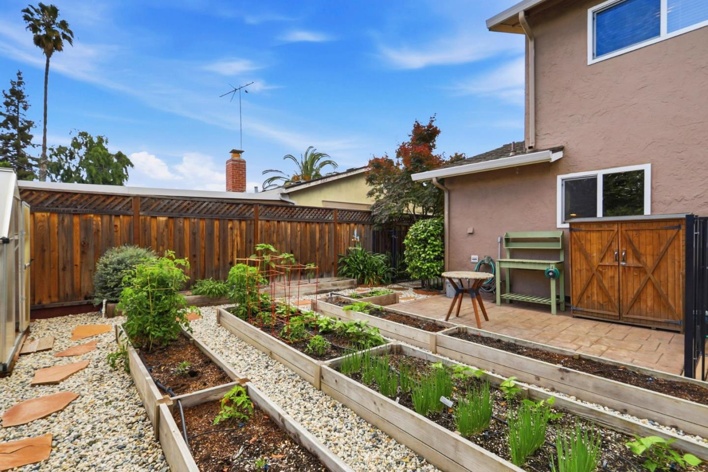 Detail Gallery Image 26 of 27 For 4029 Ross Park Dr, San Jose,  CA 95118 - 4 Beds | 2/1 Baths