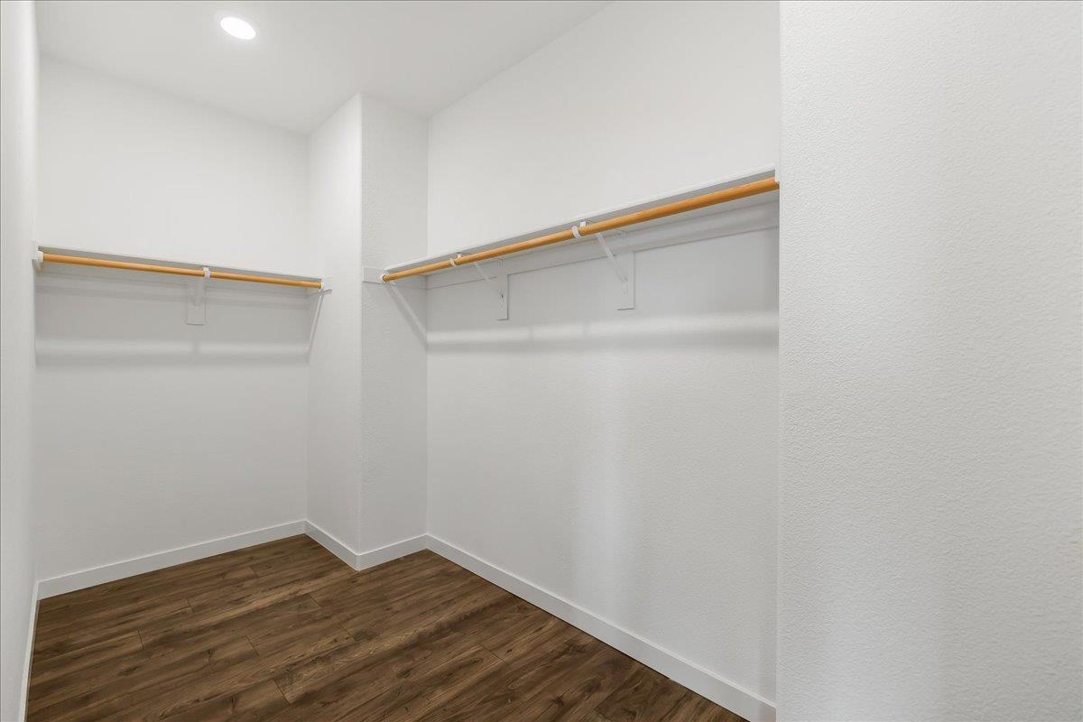 Detail Gallery Image 10 of 31 For 1863 Dobbin Dr, San Jose,  CA 95133 - 3 Beds | 3 Baths