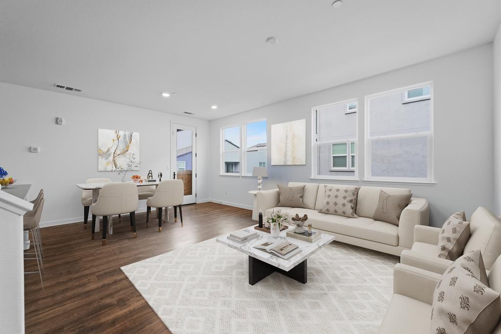 Detail Gallery Image 2 of 31 For 1863 Dobbin Dr, San Jose,  CA 95133 - 3 Beds | 3 Baths