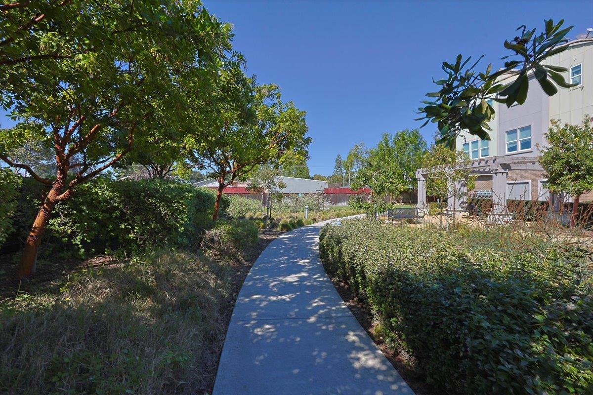 Detail Gallery Image 21 of 31 For 1863 Dobbin Dr, San Jose,  CA 95133 - 3 Beds | 3 Baths