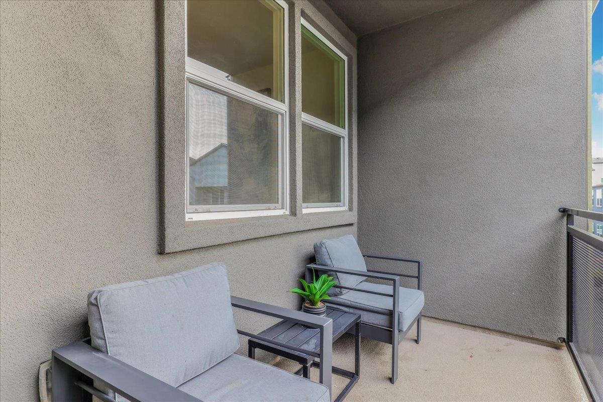 Detail Gallery Image 6 of 31 For 1863 Dobbin Dr, San Jose,  CA 95133 - 3 Beds | 3 Baths