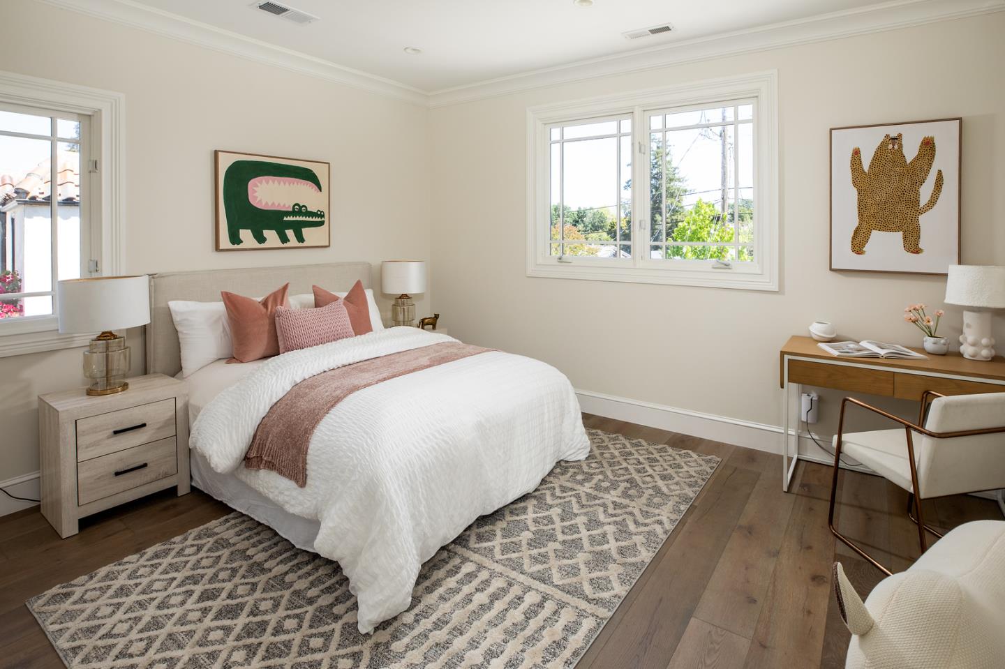 Detail Gallery Image 14 of 19 For 112 Wildwood Ave, San Carlos,  CA 94070 - 4 Beds | 3/1 Baths