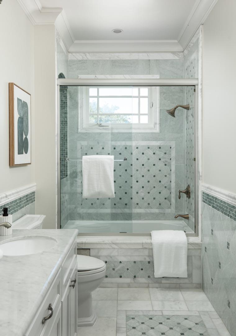 Detail Gallery Image 16 of 19 For 112 Wildwood Ave, San Carlos,  CA 94070 - 4 Beds | 3/1 Baths