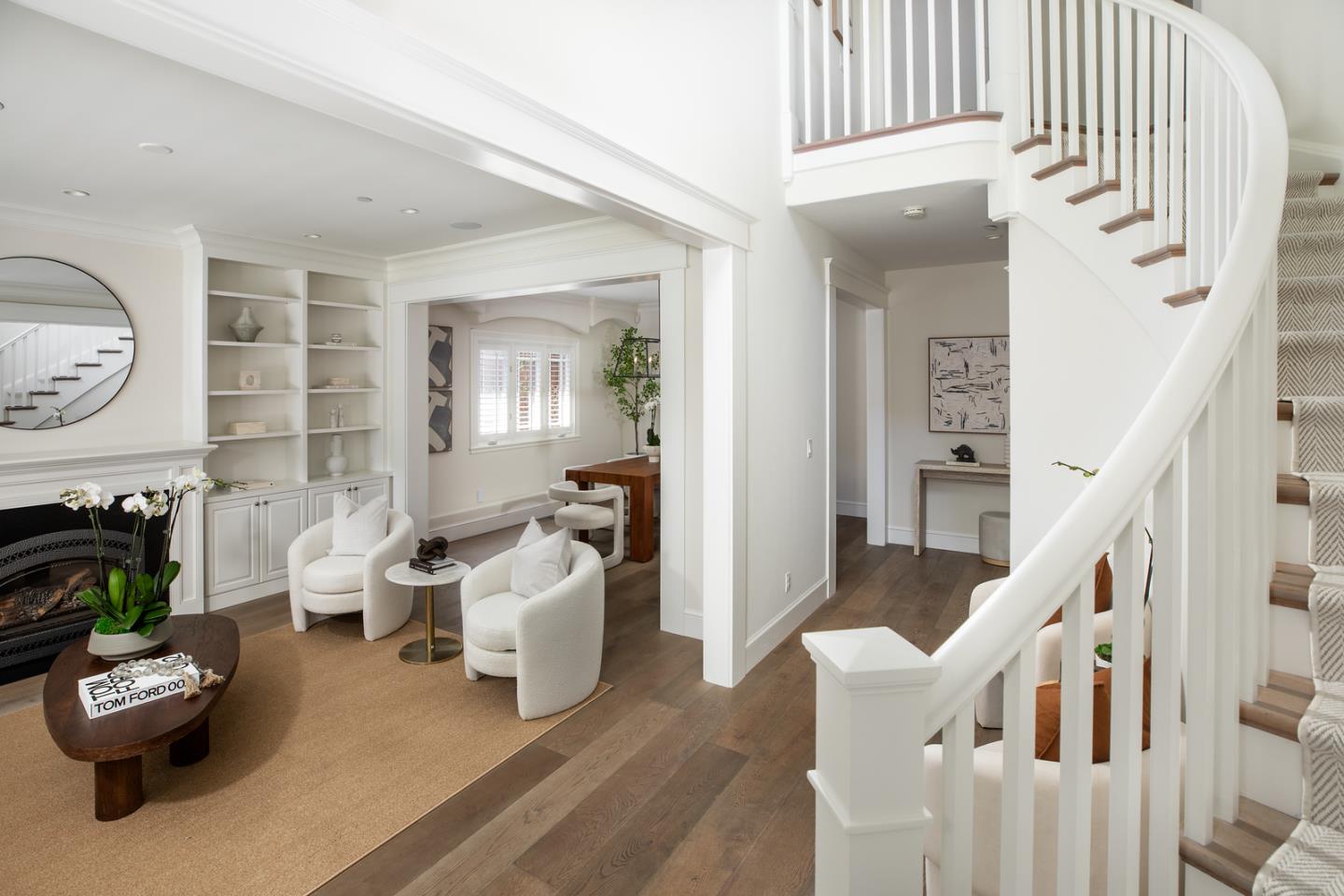 Detail Gallery Image 2 of 19 For 112 Wildwood Ave, San Carlos,  CA 94070 - 4 Beds | 3/1 Baths