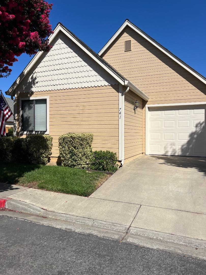 Front Image Thumbnail for ML82043721