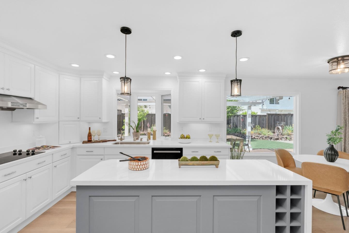 Detail Gallery Image 12 of 51 For 197 Giddings Ct, San Jose,  CA 95139 - 4 Beds | 2/1 Baths