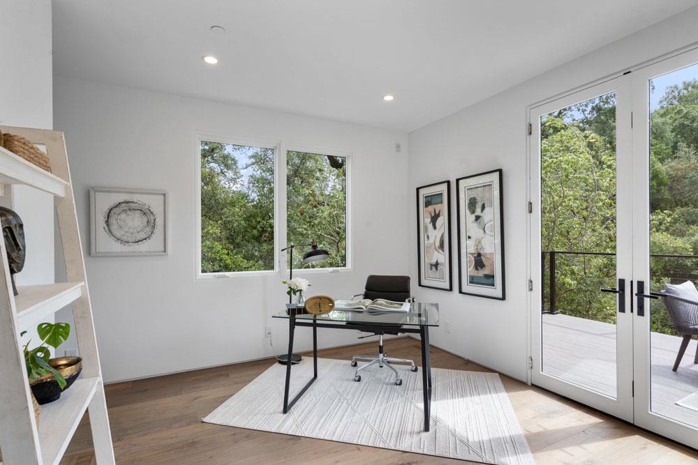 Detail Gallery Image 14 of 31 For 141 Lake Rd, Portola Valley,  CA 94028 - 4 Beds | 5 Baths