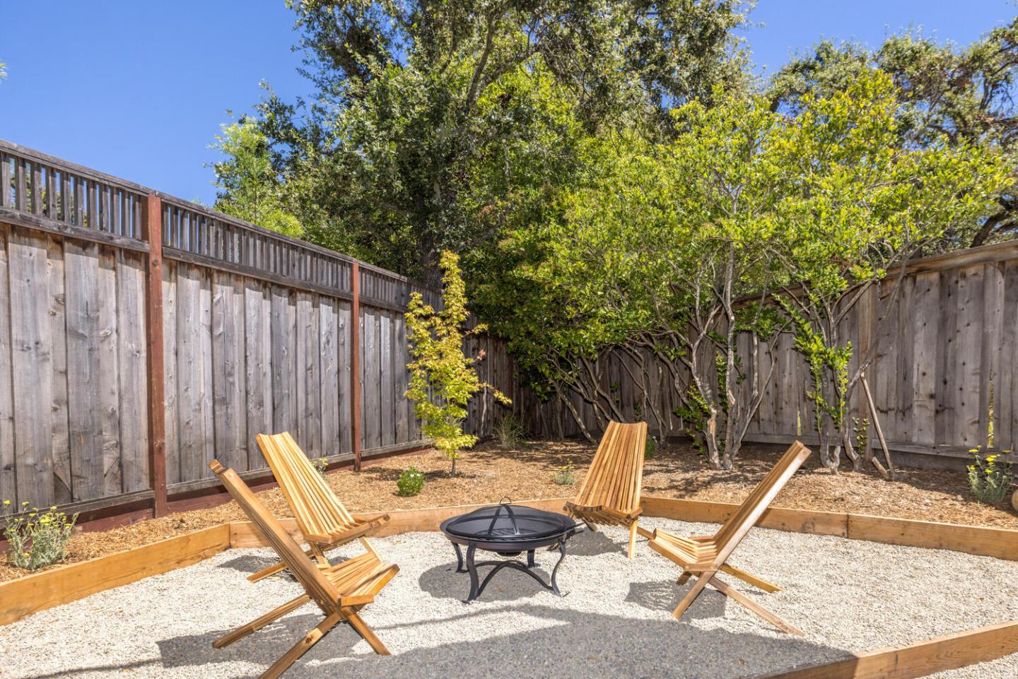 Detail Gallery Image 18 of 31 For 141 Lake Rd, Portola Valley,  CA 94028 - 4 Beds | 5 Baths