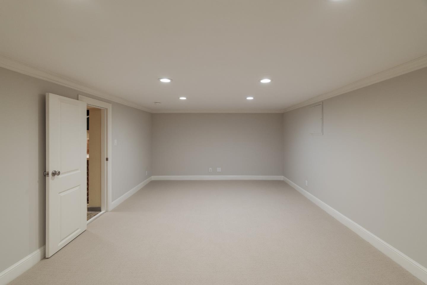 Detail Gallery Image 40 of 49 For 1205 Woodland Ave, Menlo Park,  CA 94025 - 5 Beds | 3 Baths