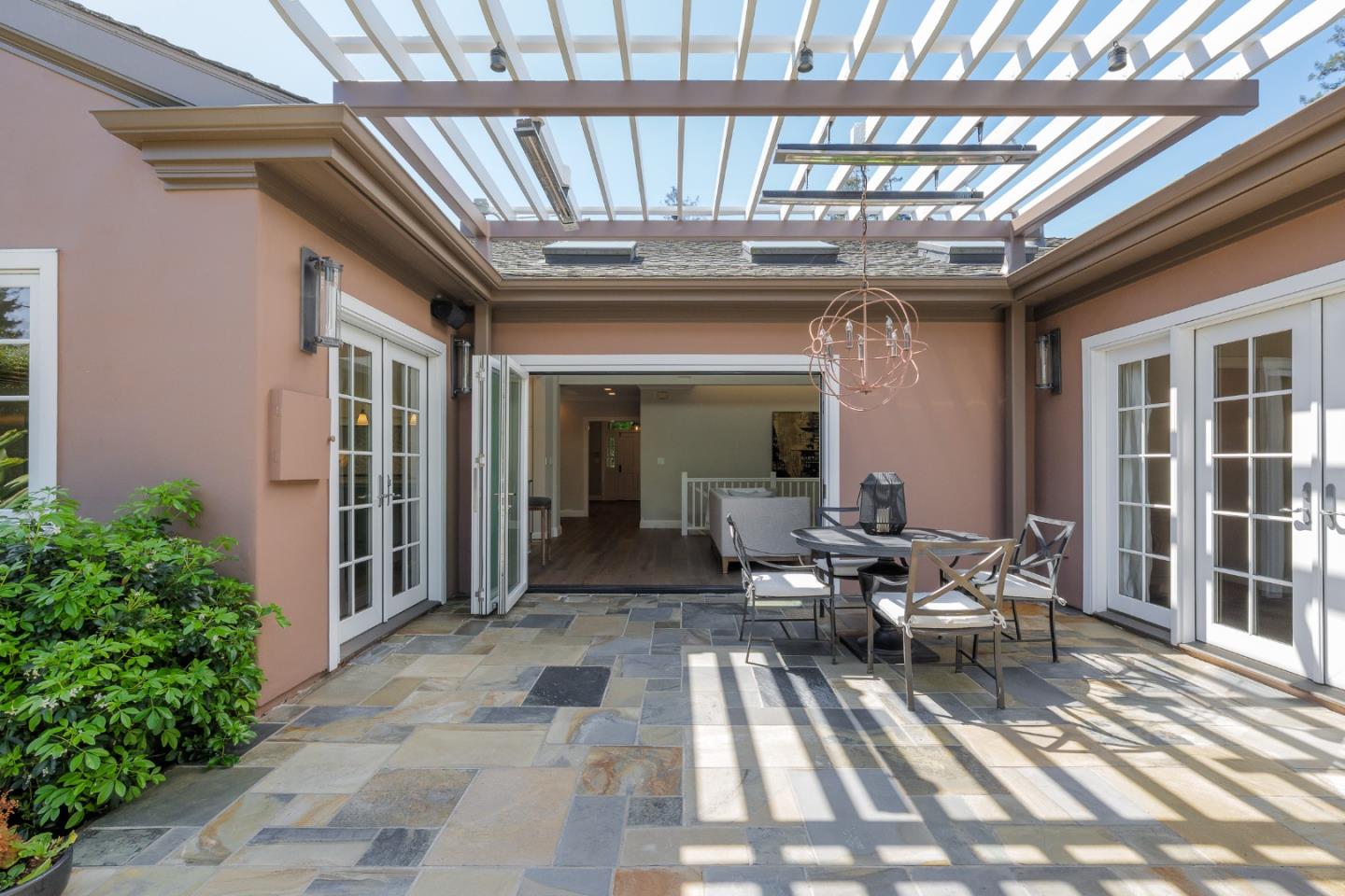 Detail Gallery Image 43 of 49 For 1205 Woodland Ave, Menlo Park,  CA 94025 - 5 Beds | 3 Baths