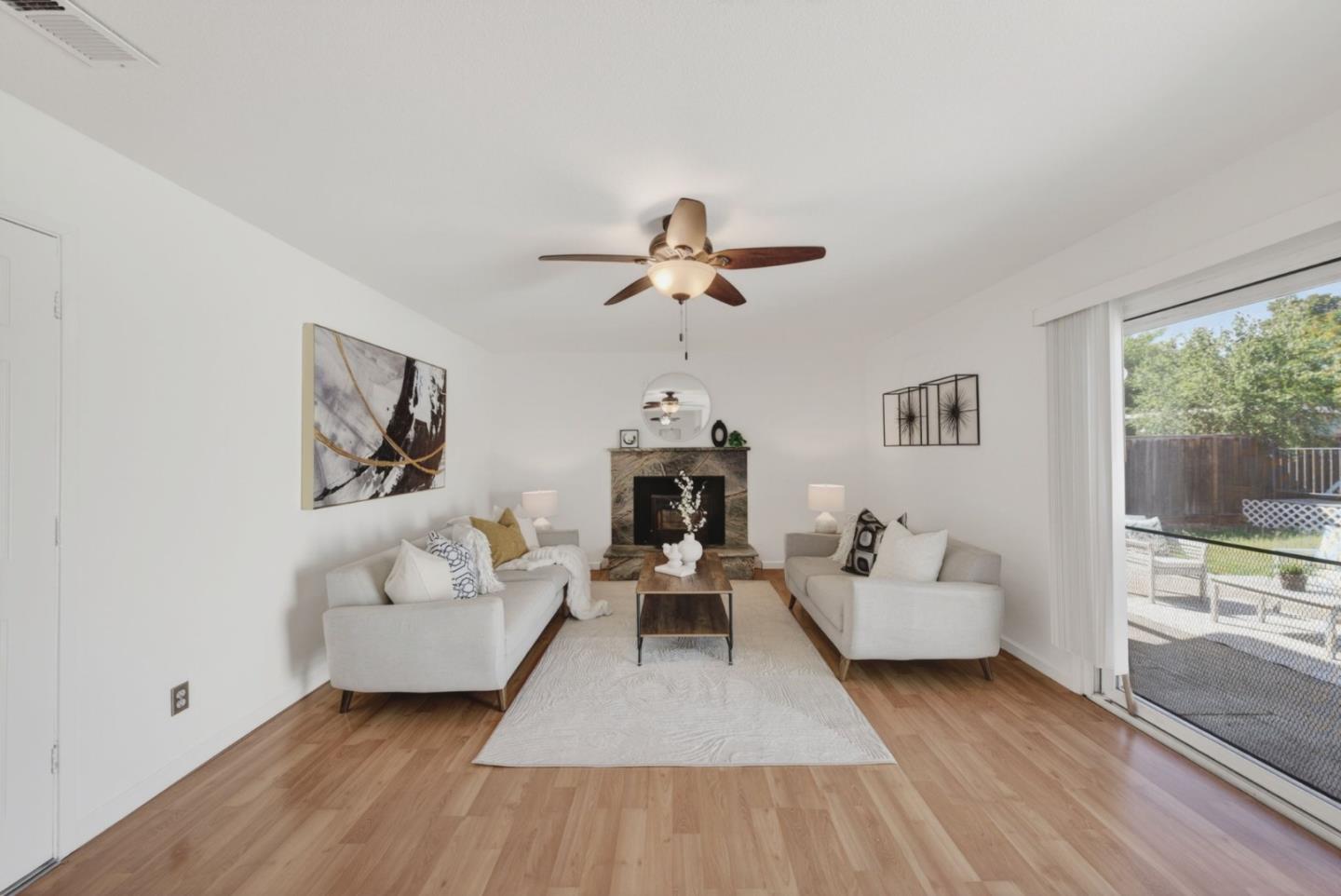 Detail Gallery Image 16 of 33 For 1321 Fernwood Ln, Gilroy,  CA 95020 - 4 Beds | 2 Baths