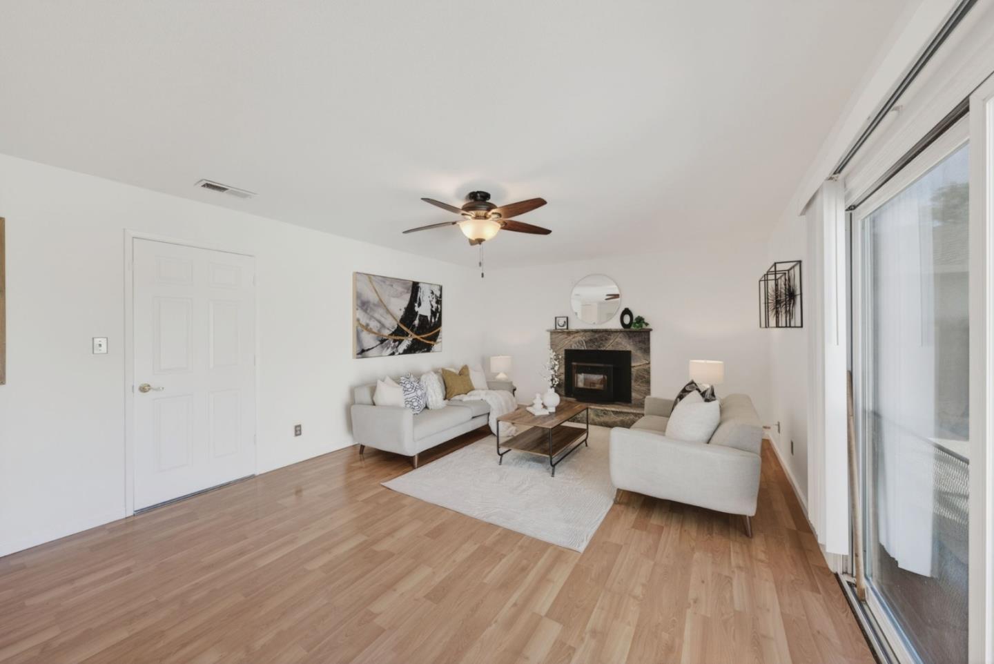 Detail Gallery Image 17 of 33 For 1321 Fernwood Ln, Gilroy,  CA 95020 - 4 Beds | 2 Baths