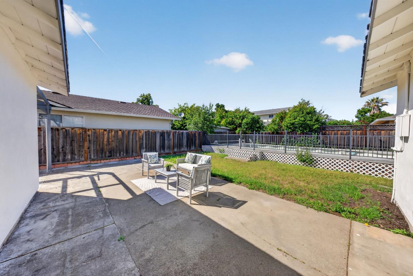 Detail Gallery Image 32 of 33 For 1321 Fernwood Ln, Gilroy,  CA 95020 - 4 Beds | 2 Baths